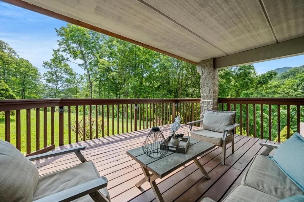 Views & Fireplace - Minutes To Gburg And Ober - Condo Gatlinburg Bagian luar foto